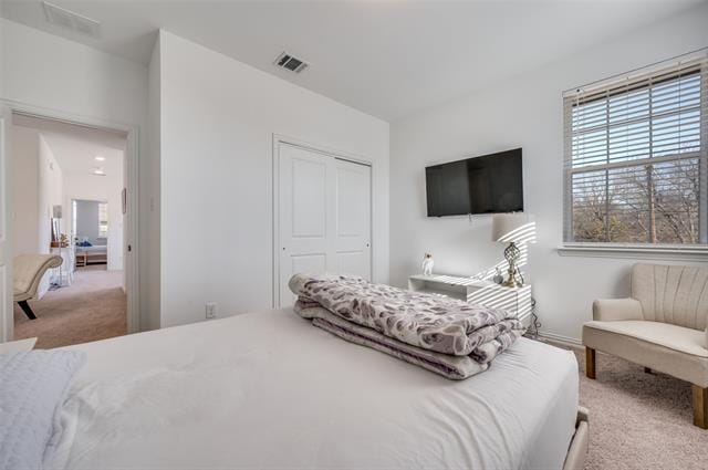 Building Photo - 8025 Glenview Dr