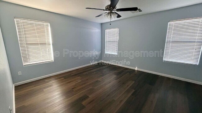 Building Photo - 36532 W Barcelona Ln