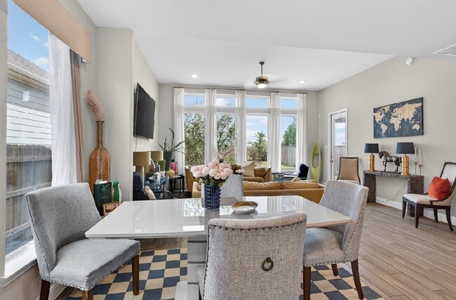 Building Photo - 23731 Ruby Bramble Trail