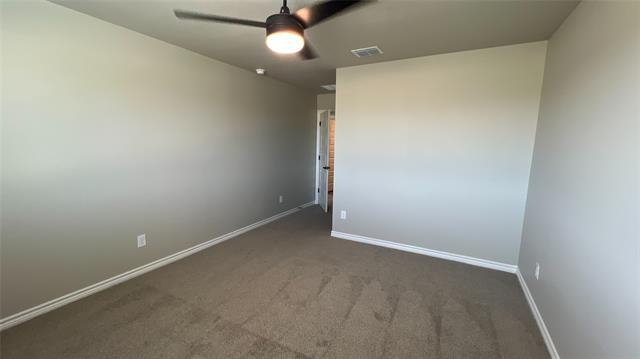 Building Photo - 825 Blossom Ln