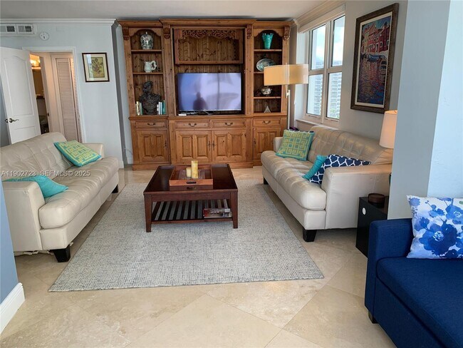 Building Photo - 3600 Galt Ocean Dr