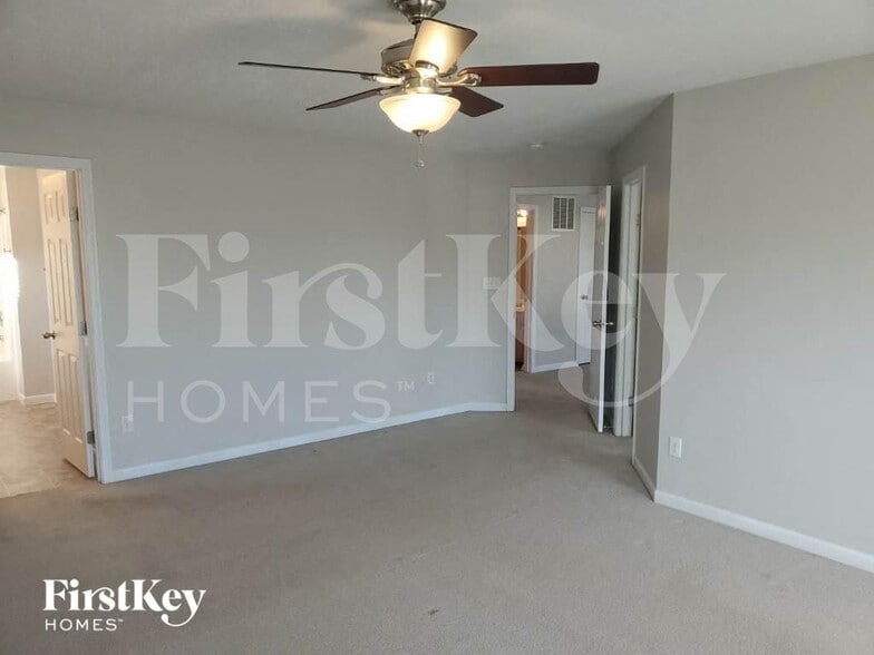 Building Photo - 5606 Beechtree Ln