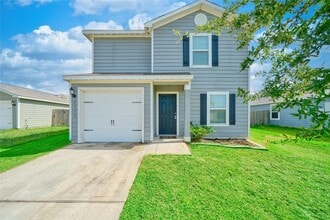 Building Photo - 5735 Rainbow Rd.