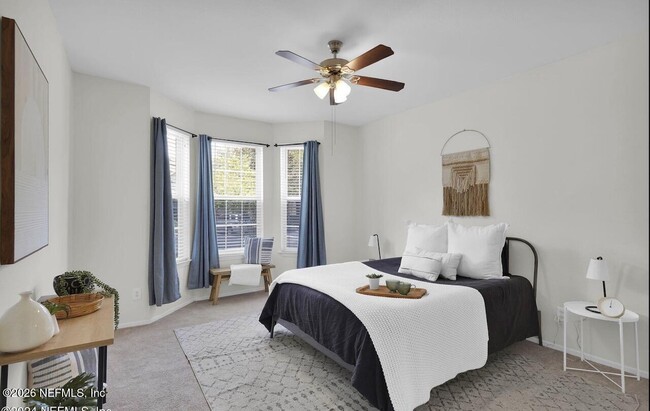 Building Photo - 13810 Sutton Park Dr N