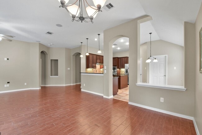 Building Photo - Charming Missouri City house in Sienna Com...