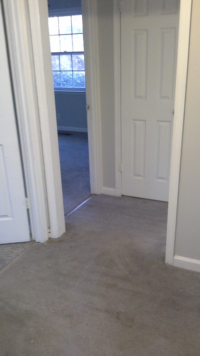 Building Photo - 2593 Nancelon Cir N