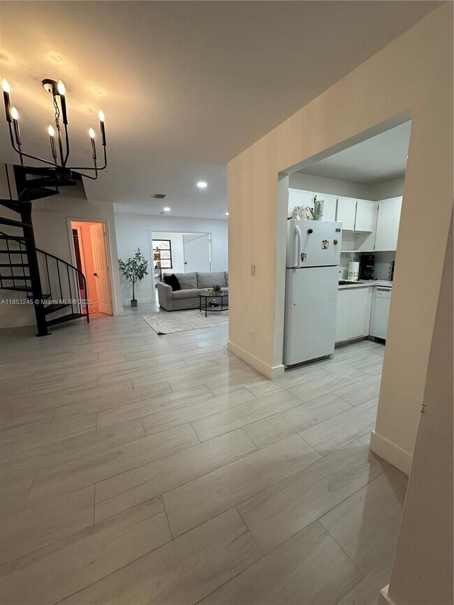 Building Photo - 8660 SW 149th Ave