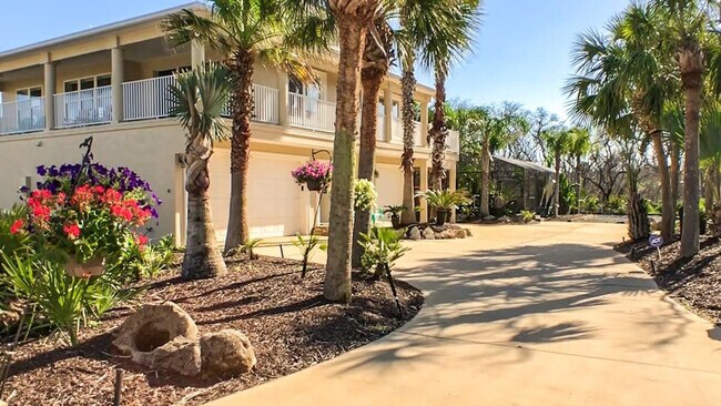 Building Photo - 24 Central Ave