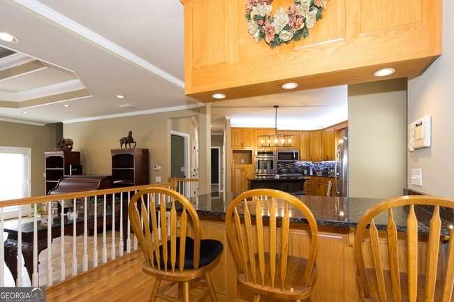 Building Photo - 5166 Wheeler Dr