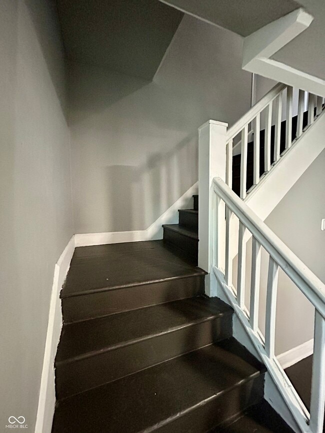 Building Photo - 431 N Oakland Ave