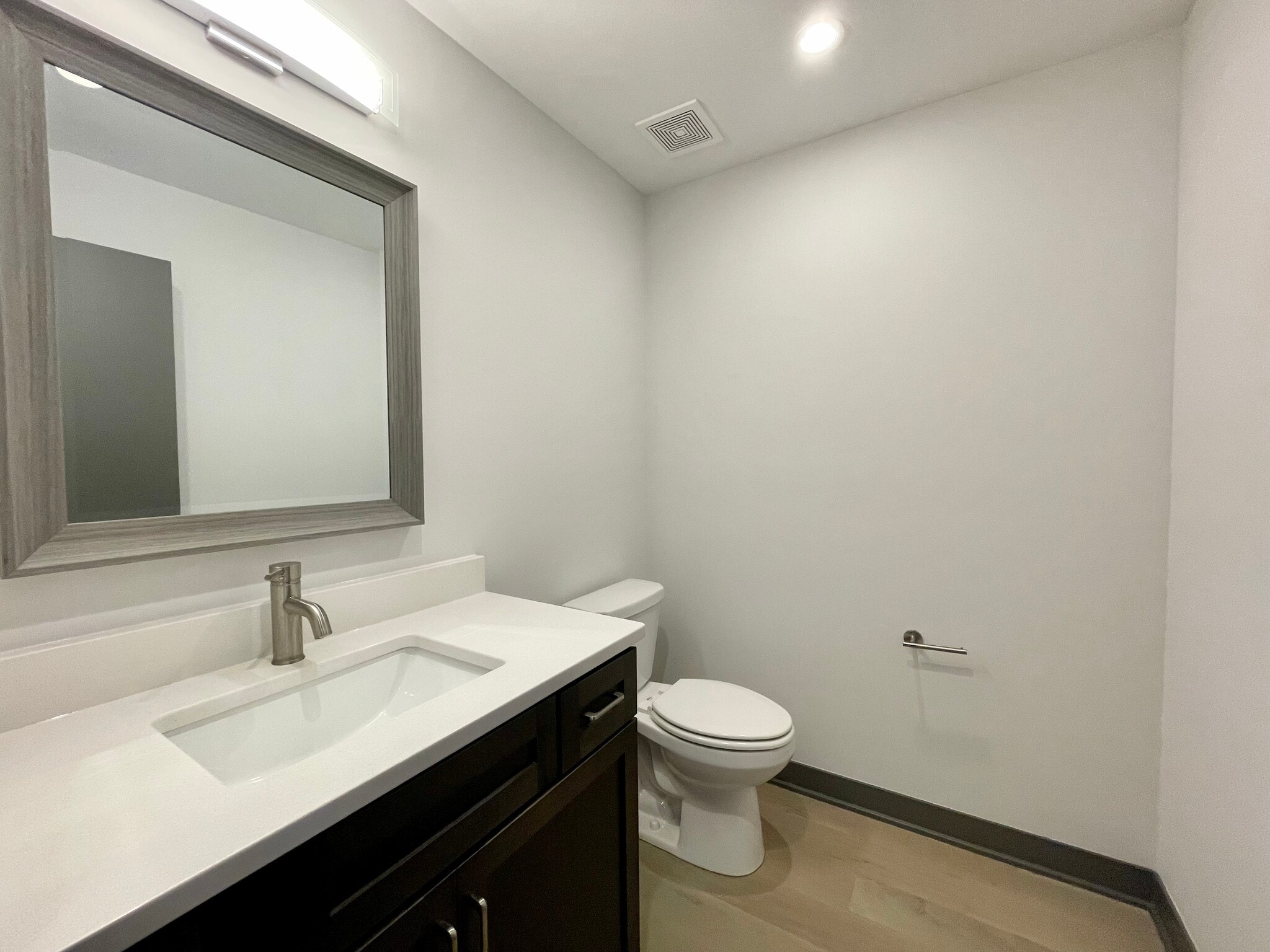 Building Photo - 1036 Missouri Ave