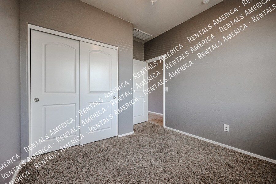 Building Photo - 4964 E Smoky Quartz Rd