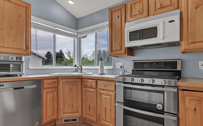 Building Photo - 11134 Hawkwood Dr
