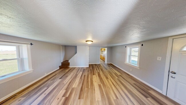 Building Photo - 2 bedroom in a country setting