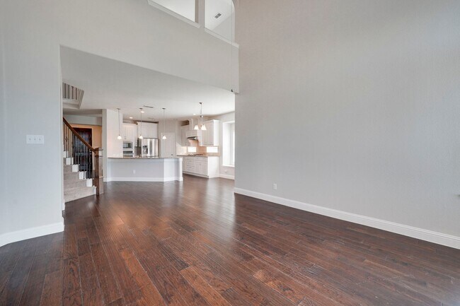 Building Photo - Welcome to this beautiful 4-bedroom, 3.5-b...