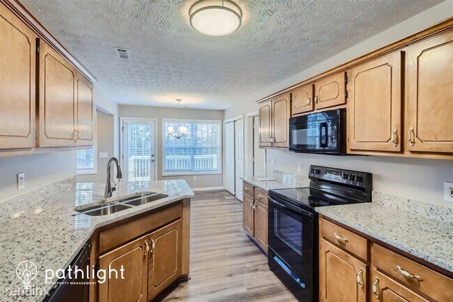 Building Photo - 4 br, 2 bath House - 90 Pebble Lane UNIT