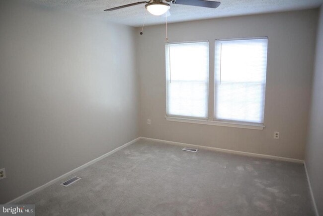Building Photo - 3030 Ohara Pl