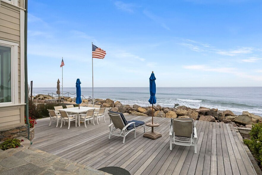 Building Photo - 3086 Solimar Beach Dr