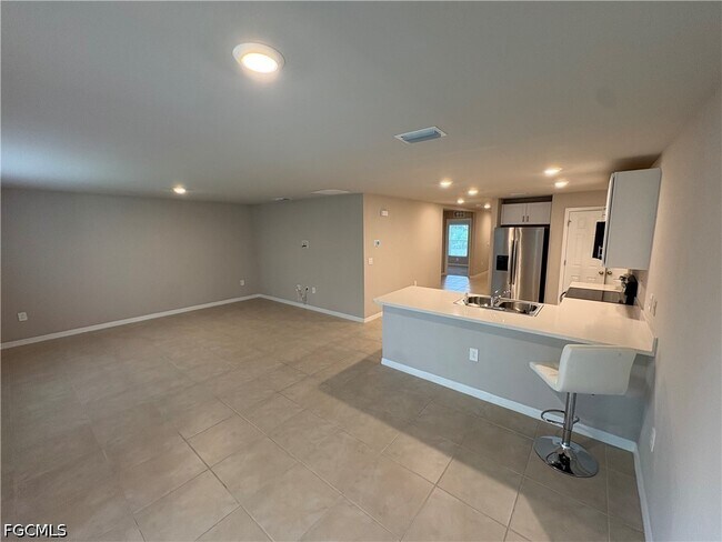 Building Photo - 5013 Placid Ln