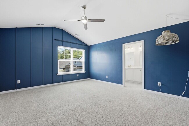 Building Photo - 190 Cherry Grv Dr