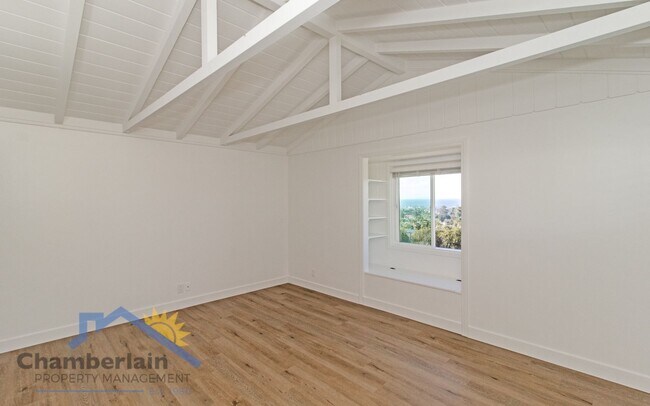 Building Photo - Spectacular View from this Single Story Home!