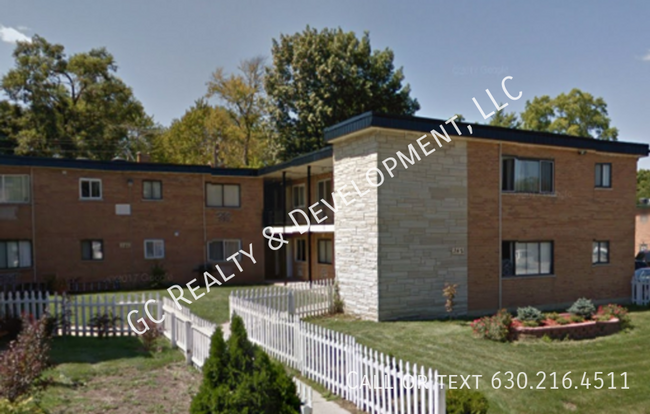 Primary Photo - 350 Wilson Ave