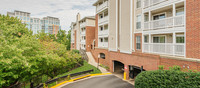 Building Photo - MAA Tysons Corner