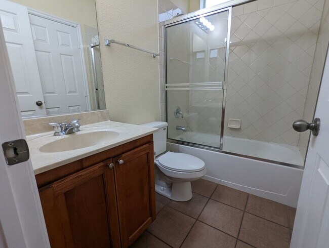 Building Photo - 5994 Shining Light Ave