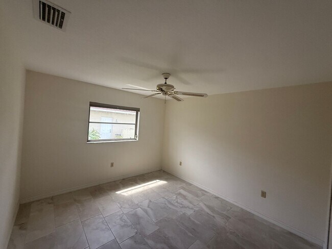 Building Photo - Sailboat waterfront home in PGI - 4 bedroo...