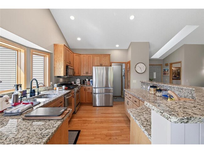 Building Photo - 14372 Heather Ridge Dr