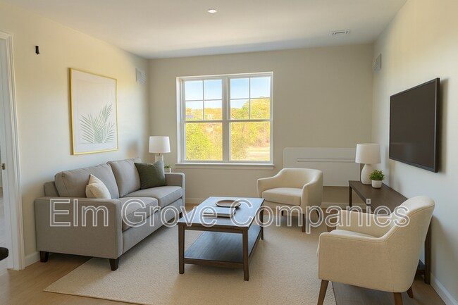 Building Photo - 5 5th St