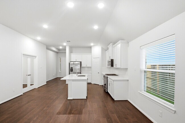 Building Photo - 2106 Villa Flora Ln
