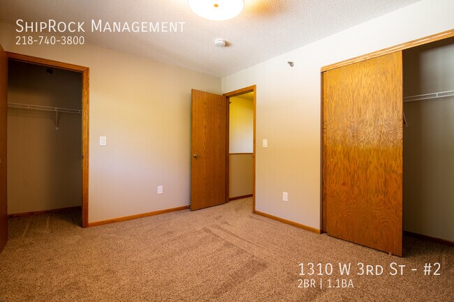Building Photo - 1310 W 3rd St