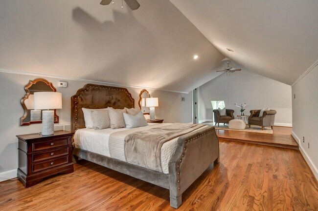 Loft Bedroom that is 500 sq feet - 866 Moreland Ave SE