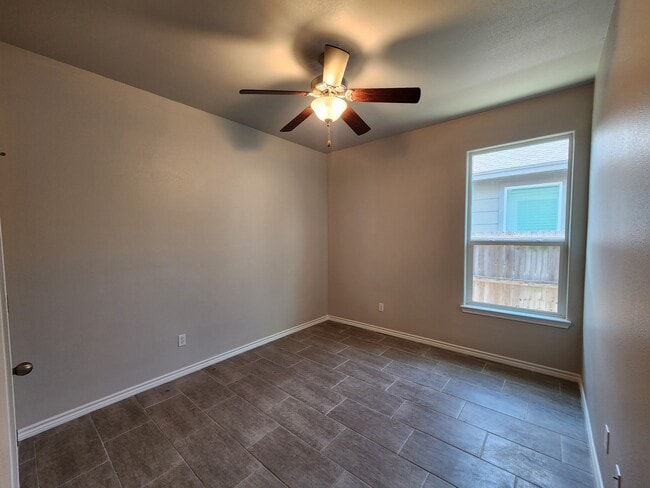 Building Photo - 2233 Ibis St