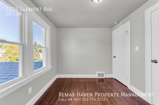 Building Photo - 5223 Clement Ave