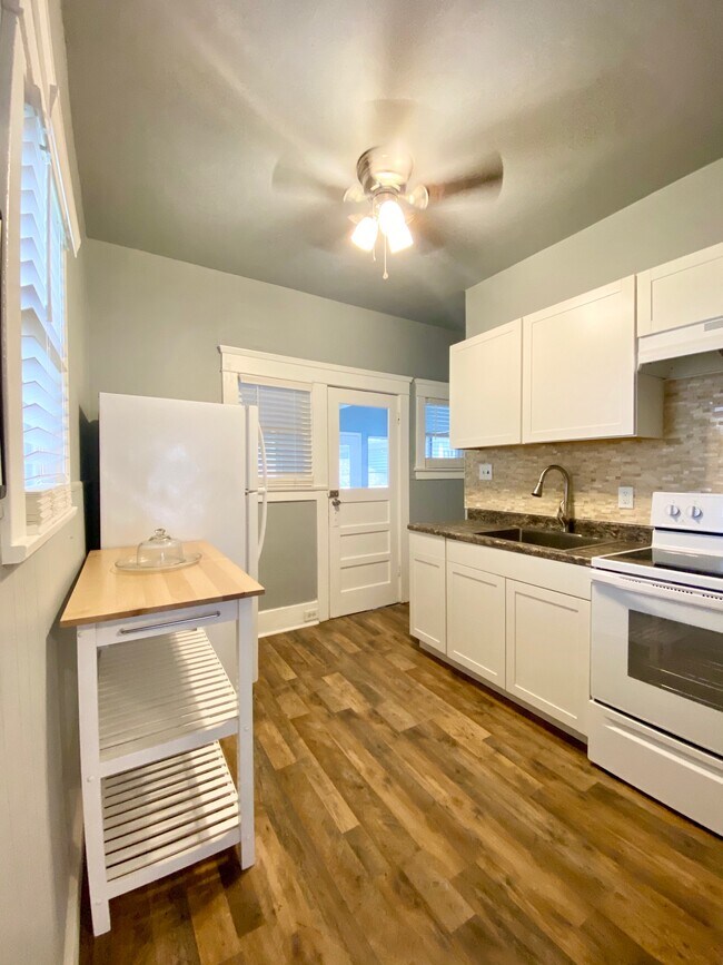 Building Photo - 1612 Pennsylvania Ave