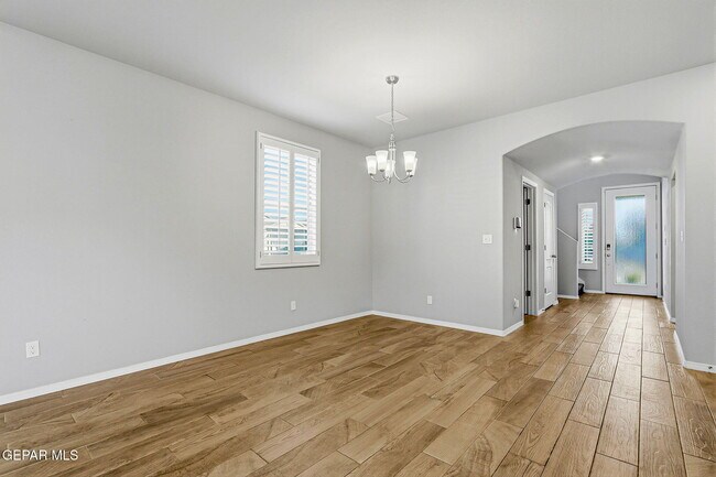 Building Photo - 12365 Desert Vista Ave