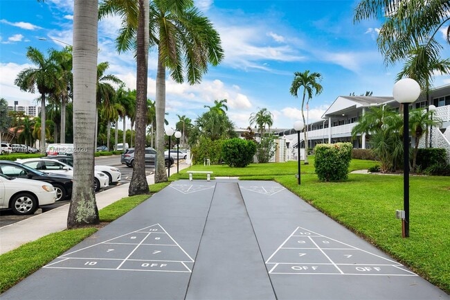 Building Photo - 600 Layne Blvd