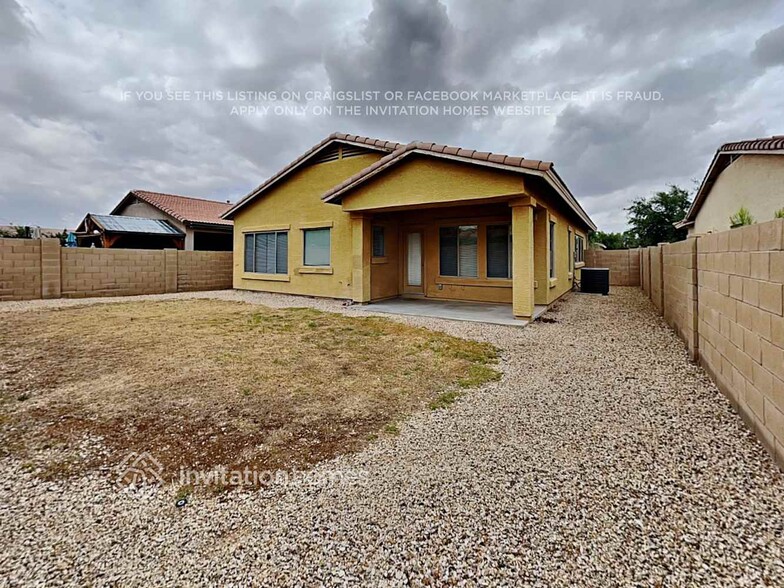Building Photo - 13779 W Maui Ln