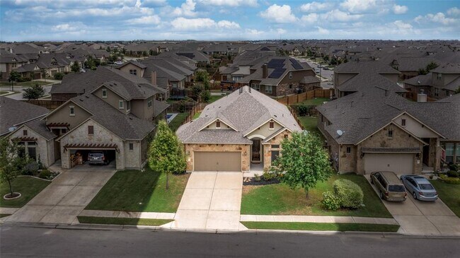 Building Photo - 3043 Hidalgo Loop