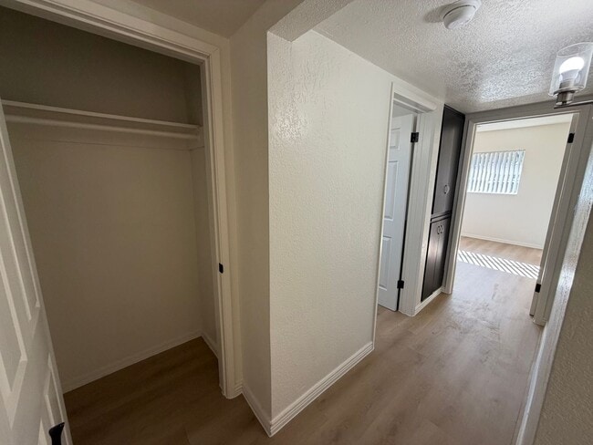 Building Photo - Spacious 4 Bed 3 Bath Single-Level Home | RV Gate | Huge Yard | Bright Open Layout