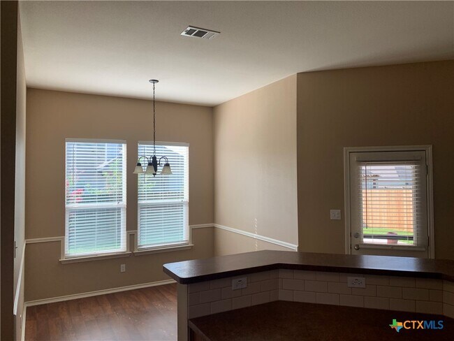 Building Photo - 1113 Branchwood Way