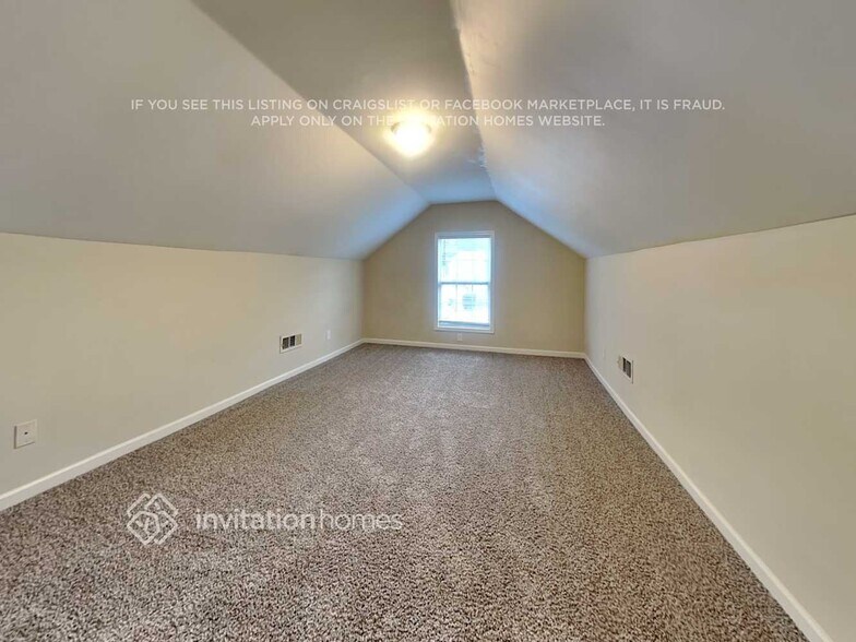 Building Photo - 1843 Jameson Cir NE