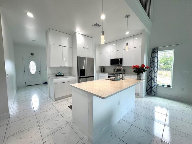 Building Photo - 7044 Brickell Ct