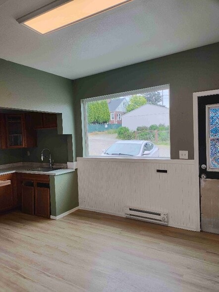 Building Photo - 205 State Ave