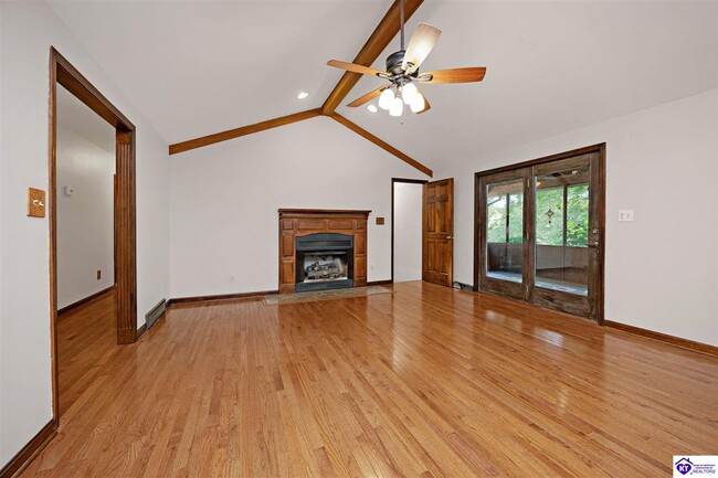 Building Photo - 306 Forest Trce