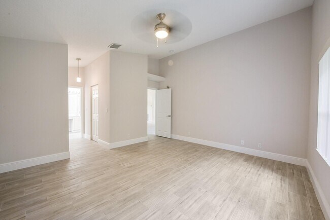 Building Photo - 172 Jones Creek Dr