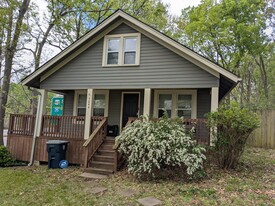 Building Photo - 5644 NE Lancaster St