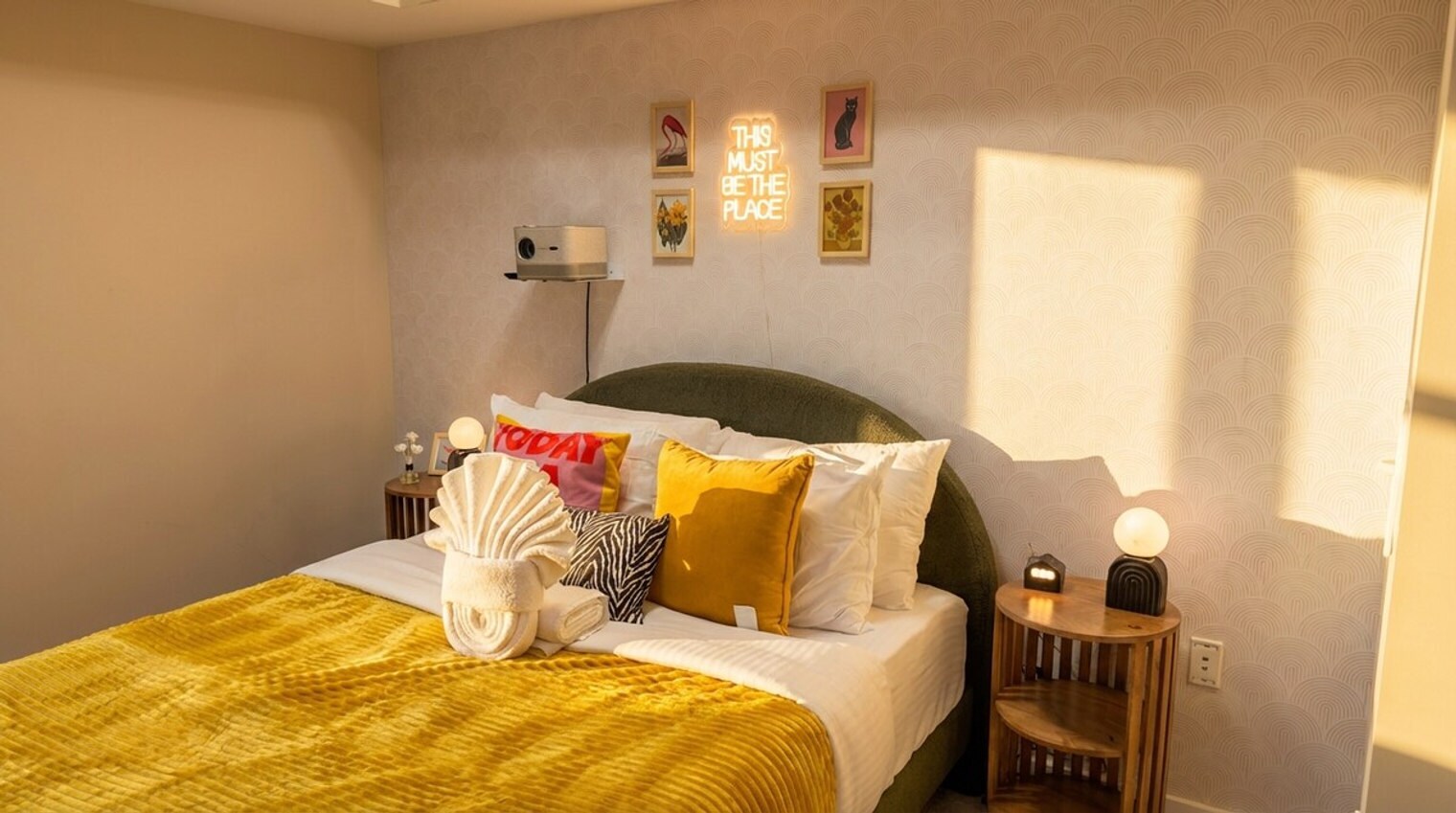 Building Photo - 1715 8th St NW